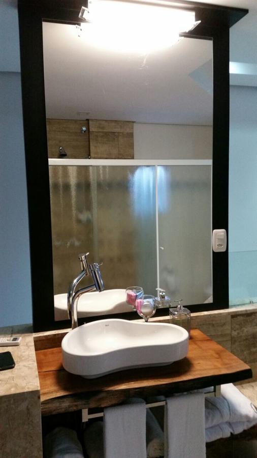 Hotel Vanes Coronel Freitas Номер фото